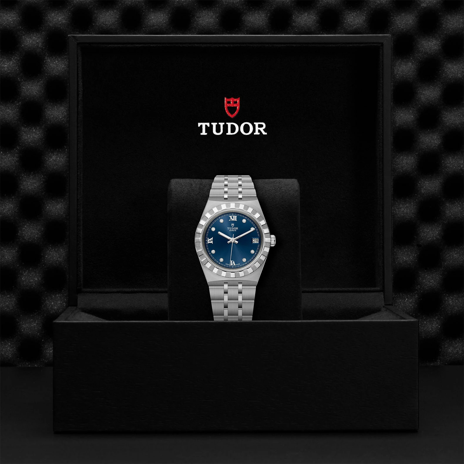 Montre TUDOR Royal boîtier en acier 41 mm, cadran argenté