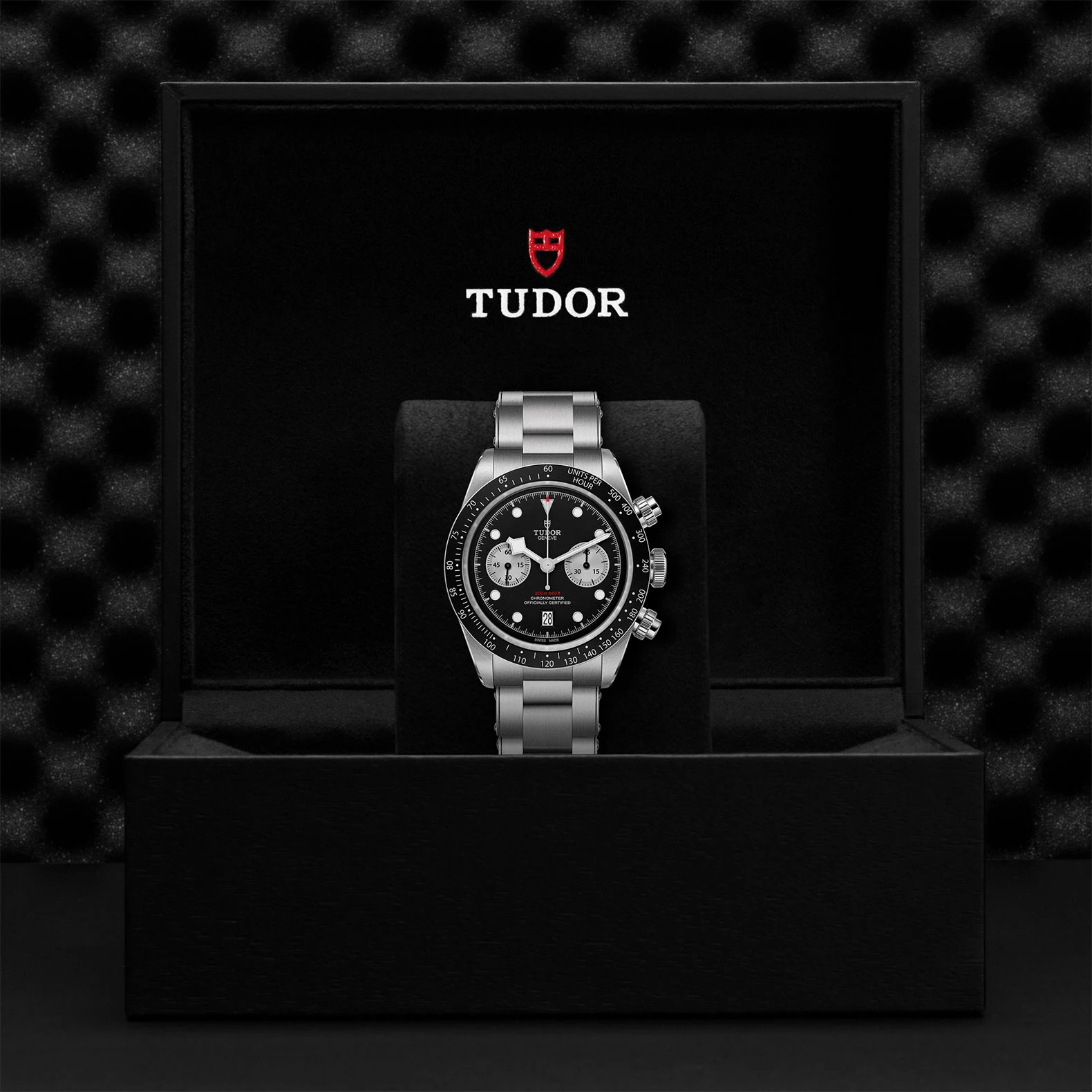 Montre Tudor Black Bay Chrono boîtier en acier 41 mm, bracelet en acier